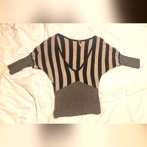 3/4 sleeve sweater